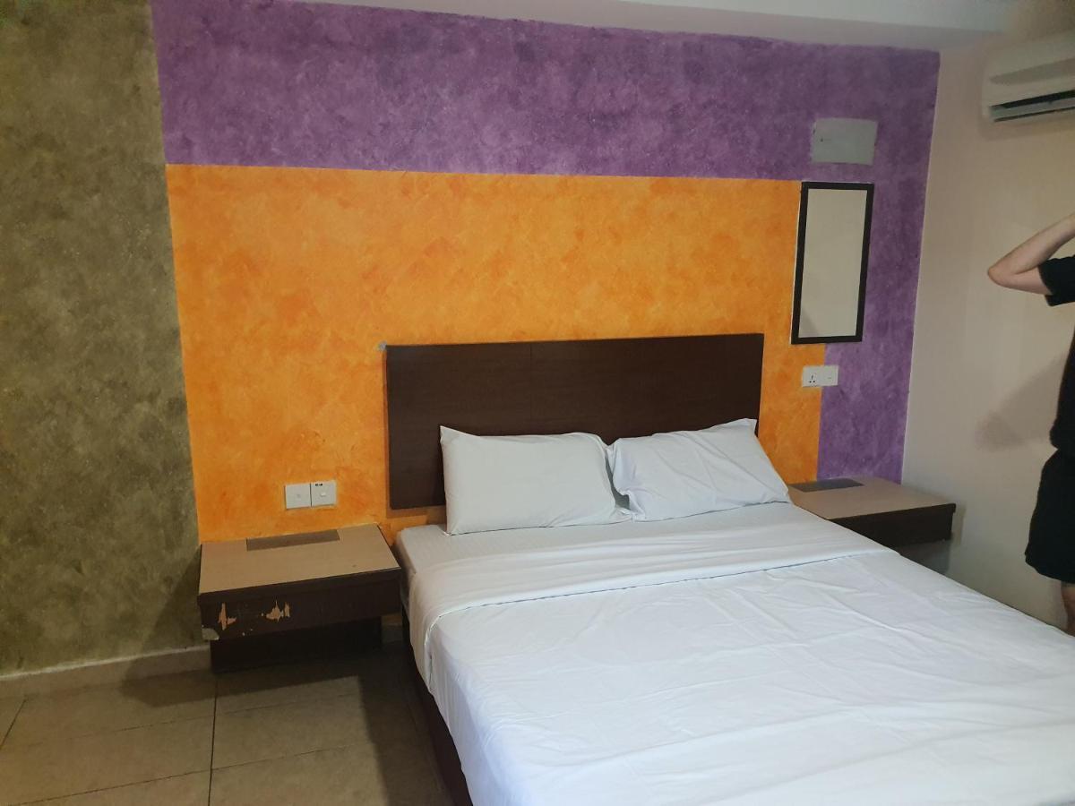 Avaria Boutique Hotel Malacca Exterior photo